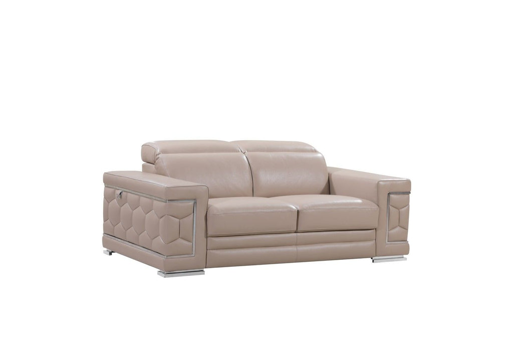692 - Sofa Set