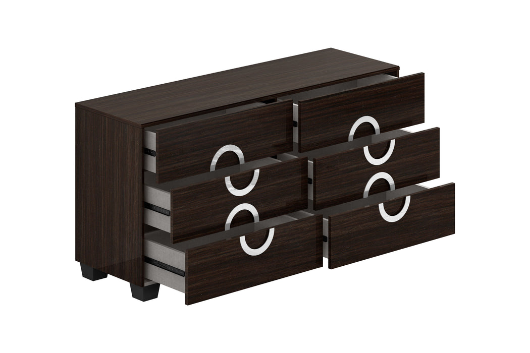 Monte Carlo - Dresser - Wood