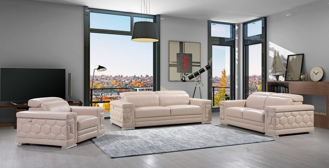 692 - Sofa Set