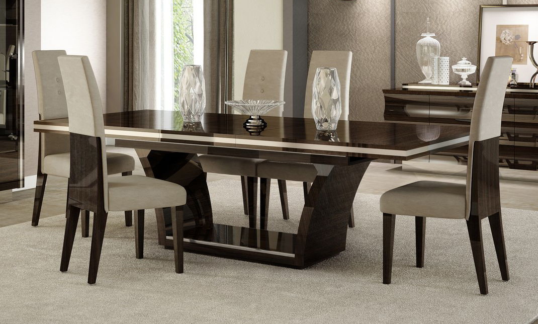 D832 - Dining Table - Wenge