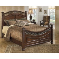 Leahlyn King Panel Bed