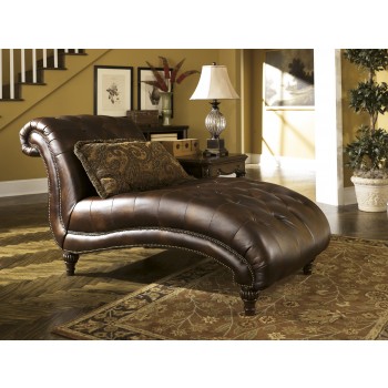 Claremore - Antique - Chaise
